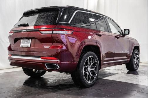 2025 Jeep Grand Cherokee Summit