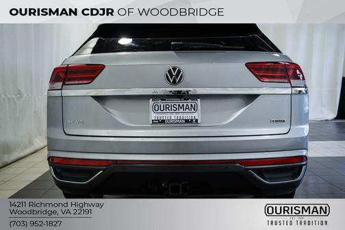 Gray 2022 Volkswagen Atlas Cross Sport 3.6L V6 SE w/Technology