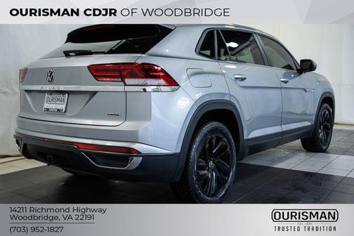 Gray 2022 Volkswagen Atlas Cross Sport 3.6L V6 SE w/Technology