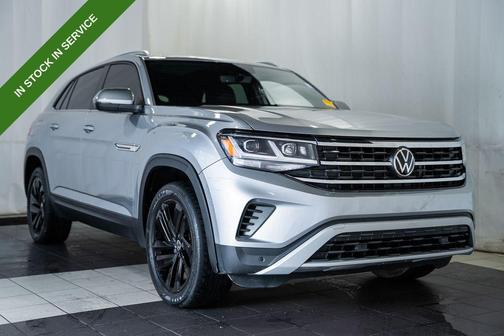Gray 2022 Volkswagen Atlas Cross Sport 3.6L V6 SE w/Technology