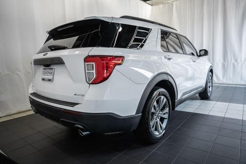 OXFORD WHITE 2021 Ford Explorer XLT