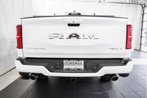 2025 RAM 1500 ST