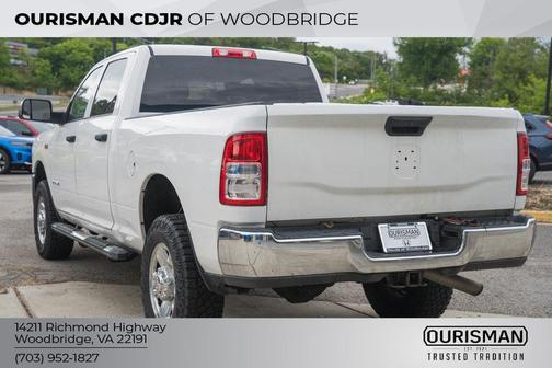 Bright White Clearcoat 2022 RAM 2500 Tradesman Crew Cab 4x4 6'4' Box