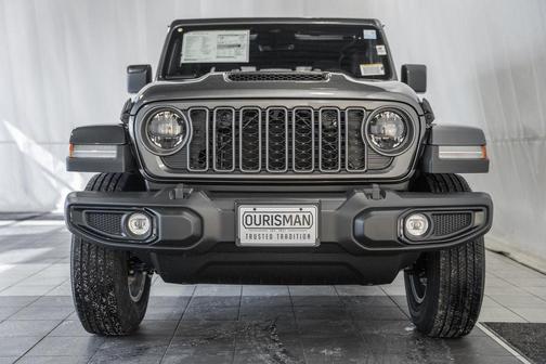 2026 Jeep Gladiator Sport S