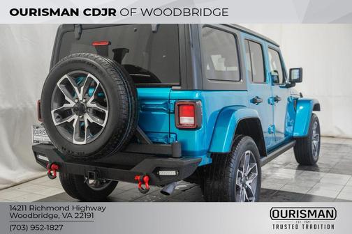 Bikini Pearl Coat 2024 Jeep Wrangler 4xe Sport S
