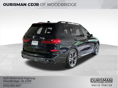 2022 BMW X7 M50i