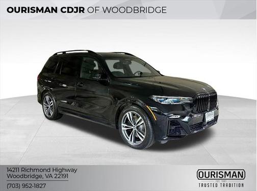 2022 BMW X7 M50i