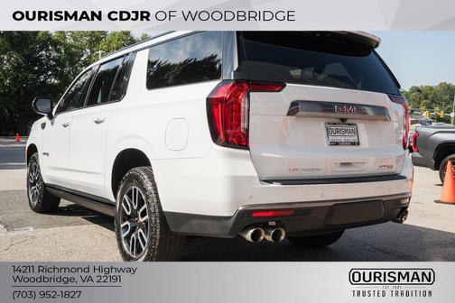 2024 GMC Yukon XL 4WD AT4