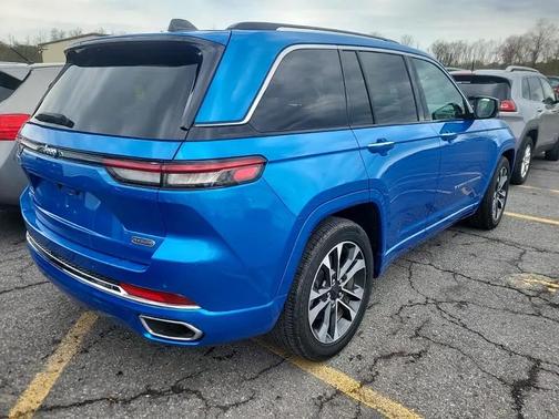 Hydro Blue Pearlcoat 2022 Jeep Grand Cherokee 4xe Overland