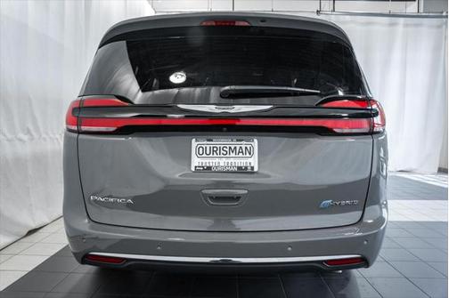 2025 Chrysler Pacifica Hybrid Select