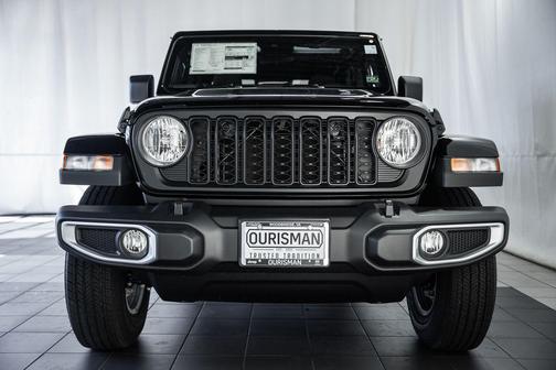 2025 Jeep Gladiator Sport S