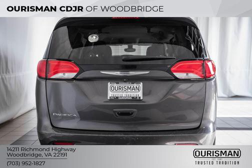 2017 Chrysler Pacifica Touring