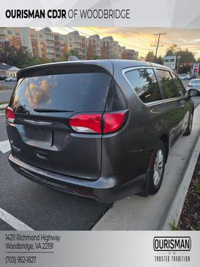 2017 Chrysler Pacifica Touring