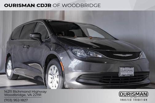 2017 Chrysler Pacifica Touring