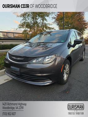 2017 Chrysler Pacifica Touring