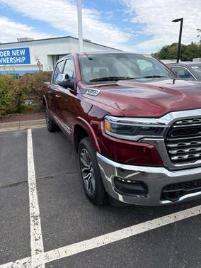 Delmonico Red Pearlcoat 2025 RAM 1500 Limited