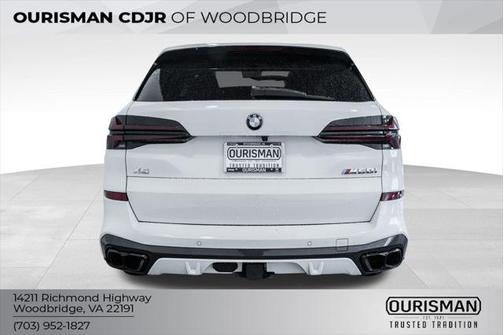 2024 BMW X5 M60i