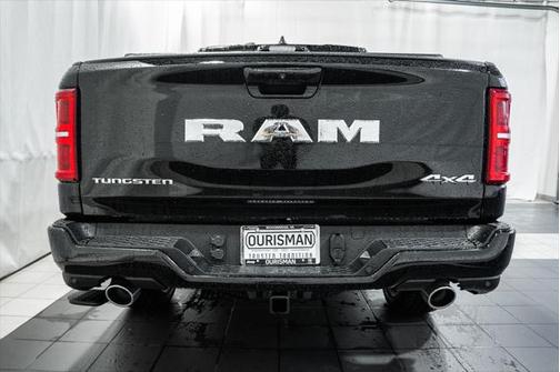 2025 RAM 1500 ST