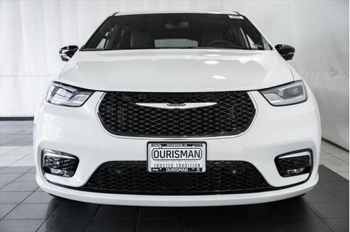 2025 Chrysler Pacifica Hybrid Select