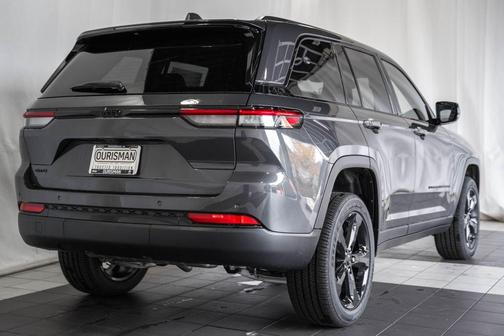 2025 Jeep Grand Cherokee Altitude