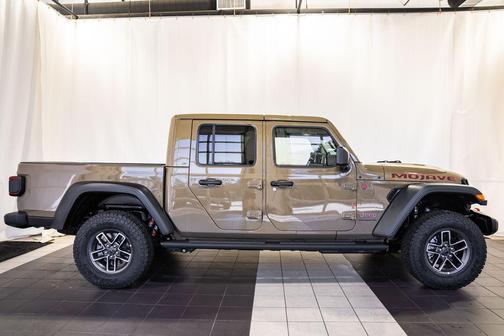2026 Jeep Gladiator Mojave 4x4