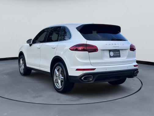 2016 Porsche Cayenne Cayenne