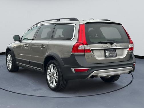 2016 Volvo XC70 T5 Drive-E Premier