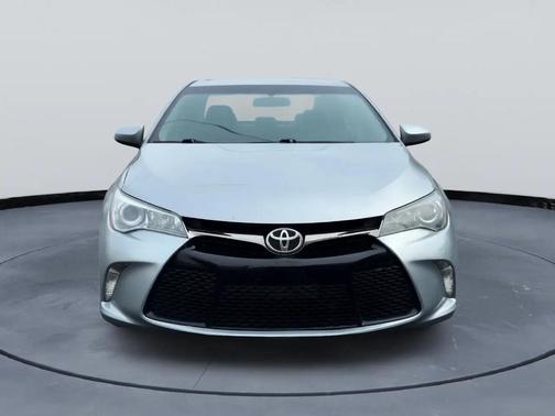 Celestial Silver Metallic 2015 Toyota Camry SE