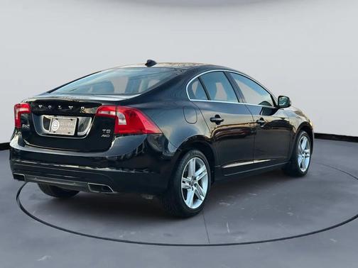 2015 Volvo S60 T5 Premier