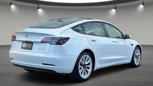 Pearl White 2022 Tesla Model 3 Long Range