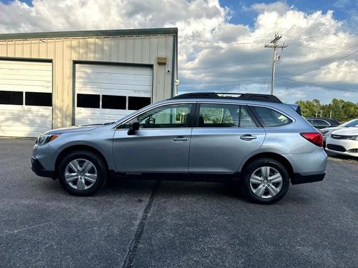 2015 Subaru Outback 2.5i