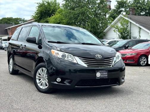 2014 Toyota Sienna XLE