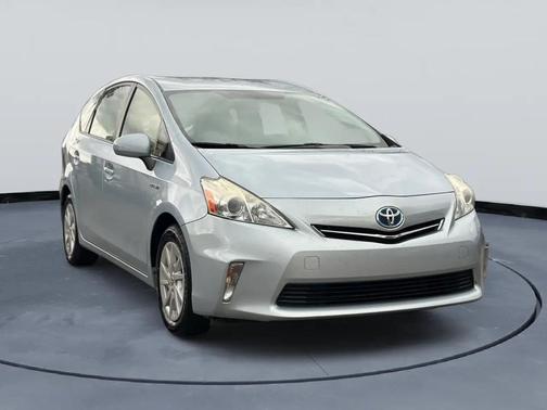 2014 Toyota Prius v Three