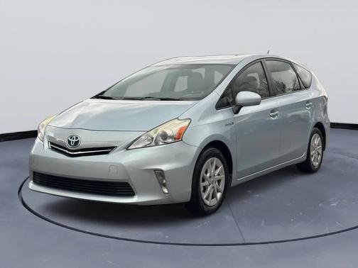 2014 Toyota Prius v Three