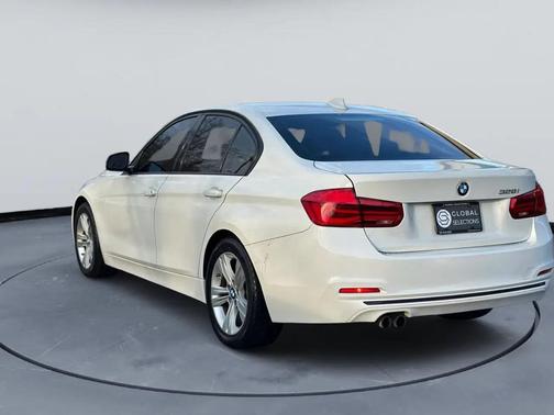 2016 BMW 328 328i Sedan