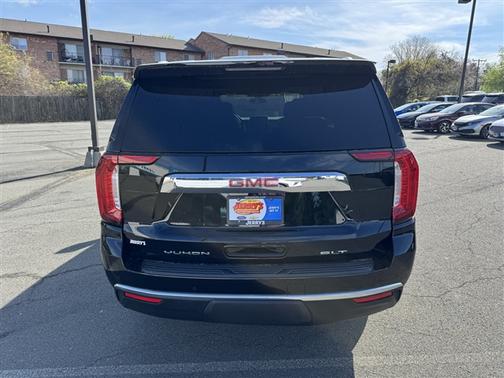 2022 GMC Yukon XL SLT