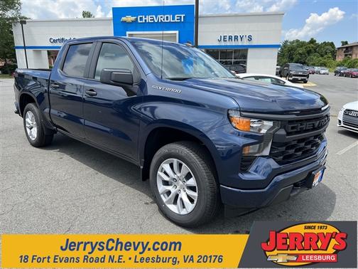 Photo 1 of 32 of 2022 Chevrolet Silverado 1500 Custom