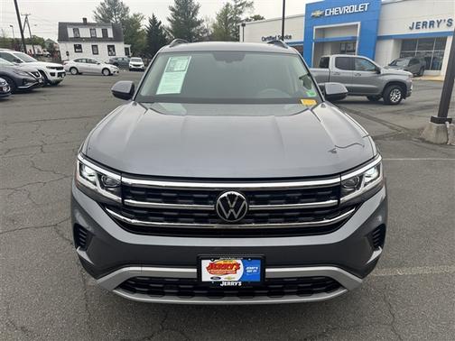 2023 Volkswagen Atlas 3.6L SE w/Technology