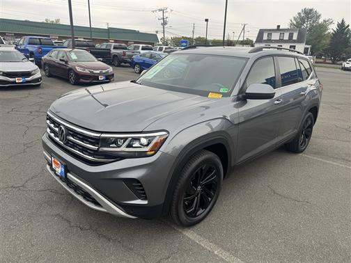 2023 Volkswagen Atlas 3.6L SE w/Technology