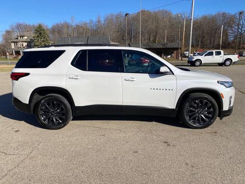 2022 Chevrolet Traverse RS