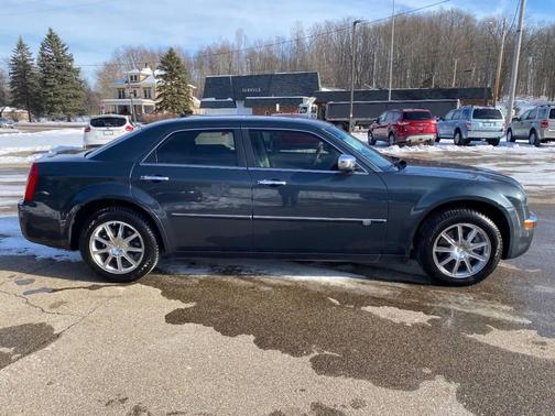 2008 Chrysler 300C Base