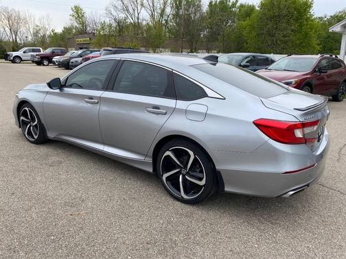 Lunar Silver Metallic 2022 Honda Accord Sport SE 1.5T
