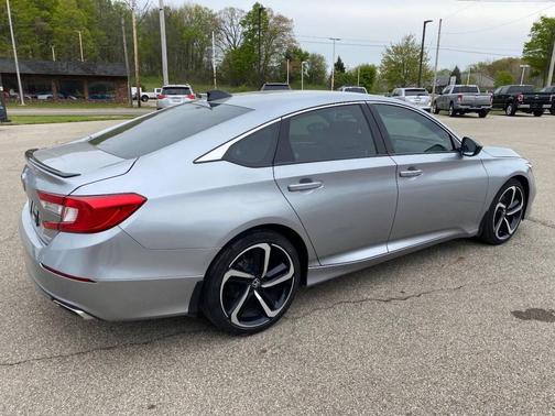 Lunar Silver Metallic 2022 Honda Accord Sport SE 1.5T