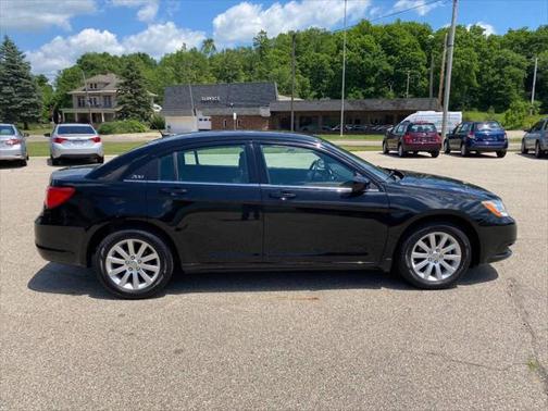 2013 Chrysler 200 Touring