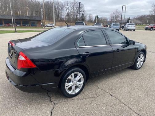 Black 2012 Ford Fusion SE
