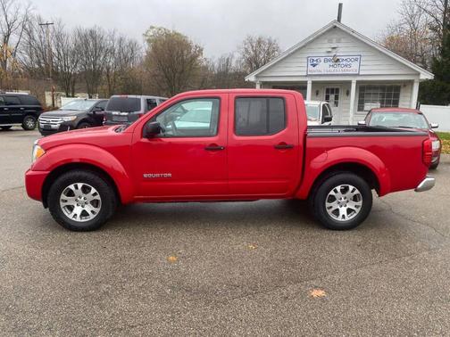 2011 Suzuki Equator Sport