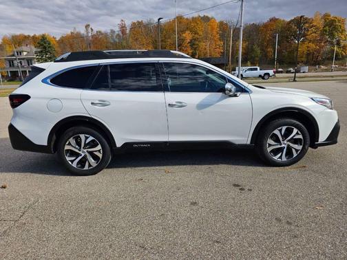 2021 Subaru Outback Touring