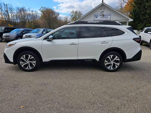 2021 Subaru Outback Touring