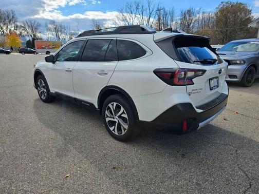 2021 Subaru Outback Touring