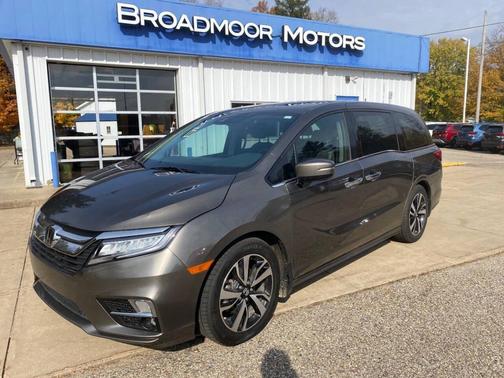 Brown 2018 Honda Odyssey Elite